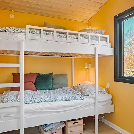 펜션 3 Bedroom Cozy In *