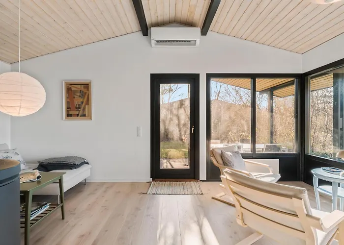 3 Bedroom Cozy In Ferienhaus